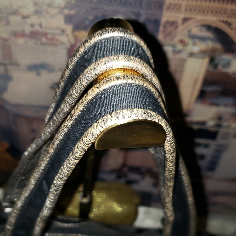 Coach Poppy Monogram Signature Tote - Picture 5 of 10